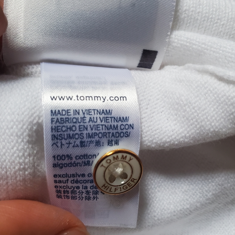 NWT Ladies Tommy Hilfiger Sweater - Picture 3 of 7